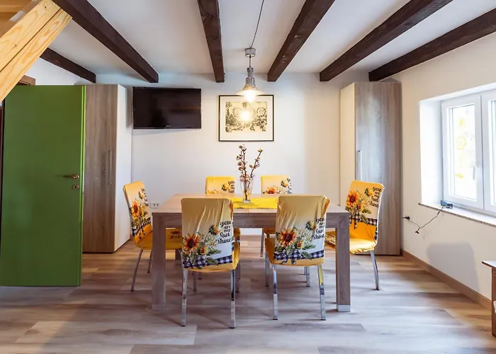 Apartment Gric With Sauna Stari Trg pri Lozu